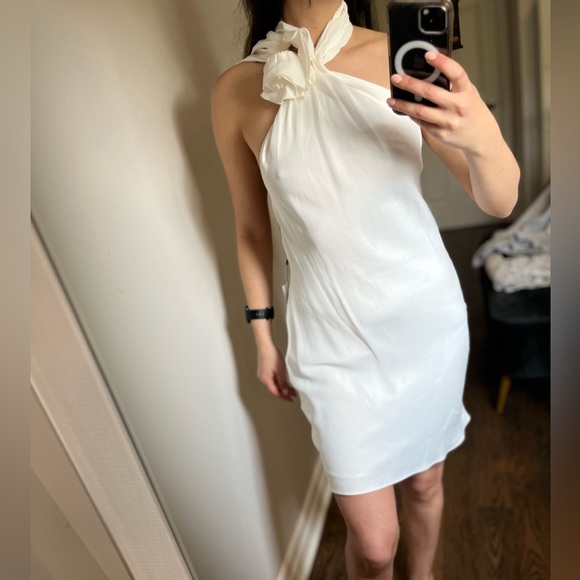 White satin open back halter dress - Picture 6 of 16